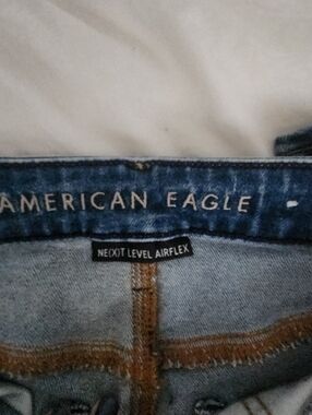 American Eagle Outfitters Women’s Medium Blue Jeans with Brown Stitching